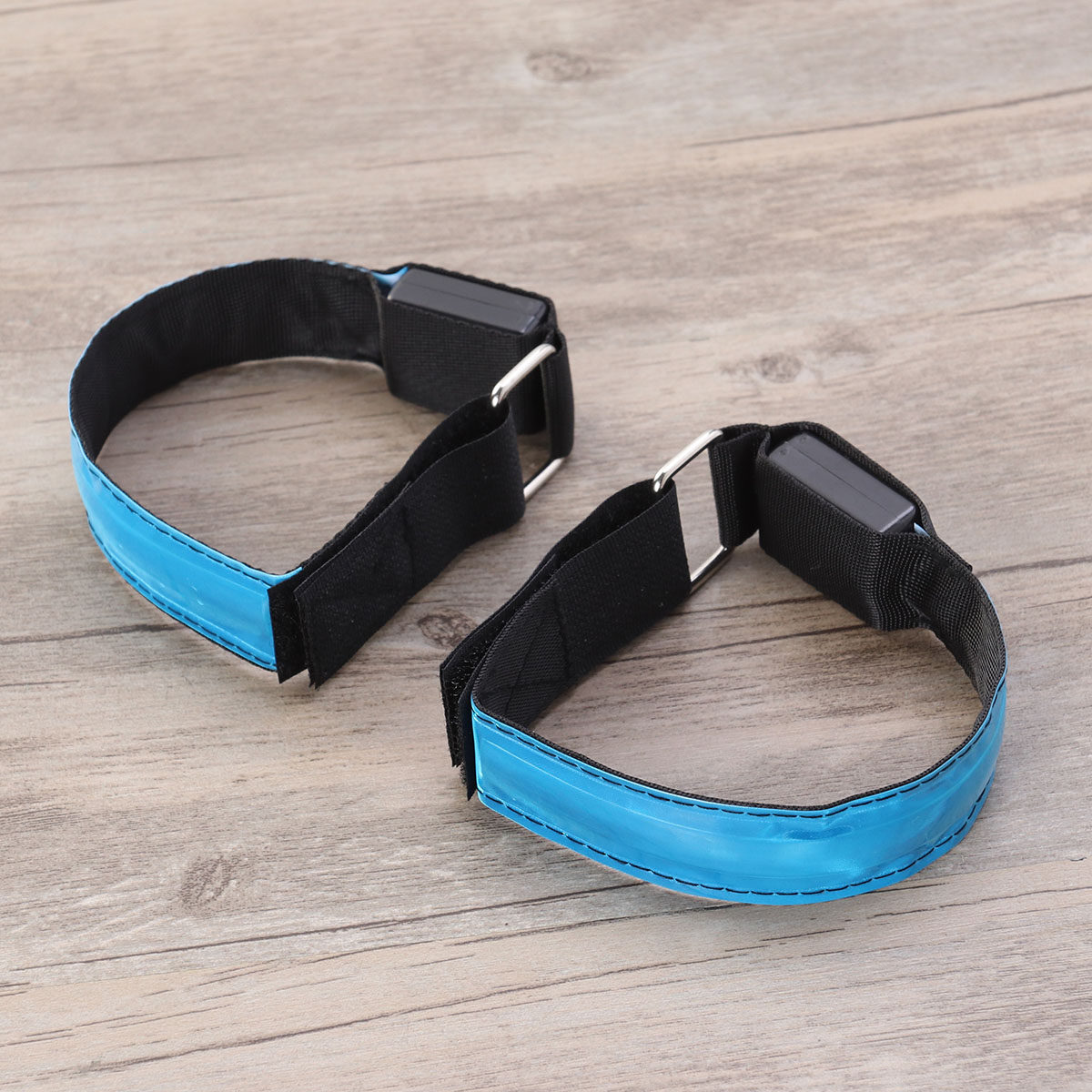 4Pcs LED Armband with Auto Cur - đánh giá và giá Running Gear Auto